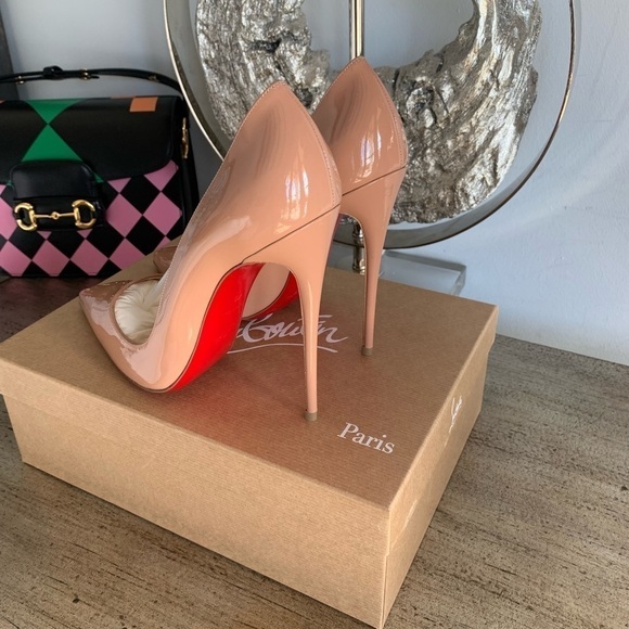 CHRISTIAN LOUBOUTIN So Kate Patent Pointed-Toe Red Sole Pump - Picture 3 of 12